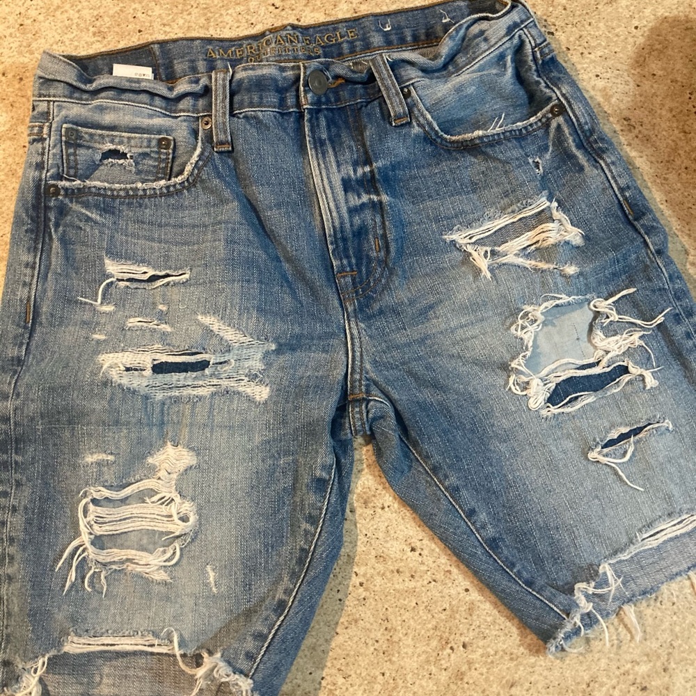 AEO men’s distressed shorts